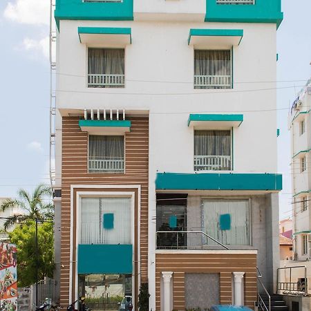 Oyo 10630 Hotel Nano Turf Madurai Exterior foto
