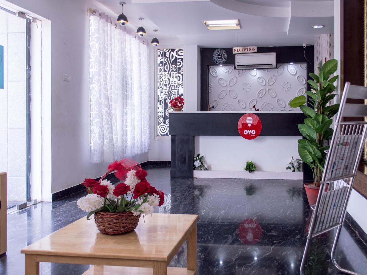Oyo 10630 Hotel Nano Turf Madurai Exterior foto