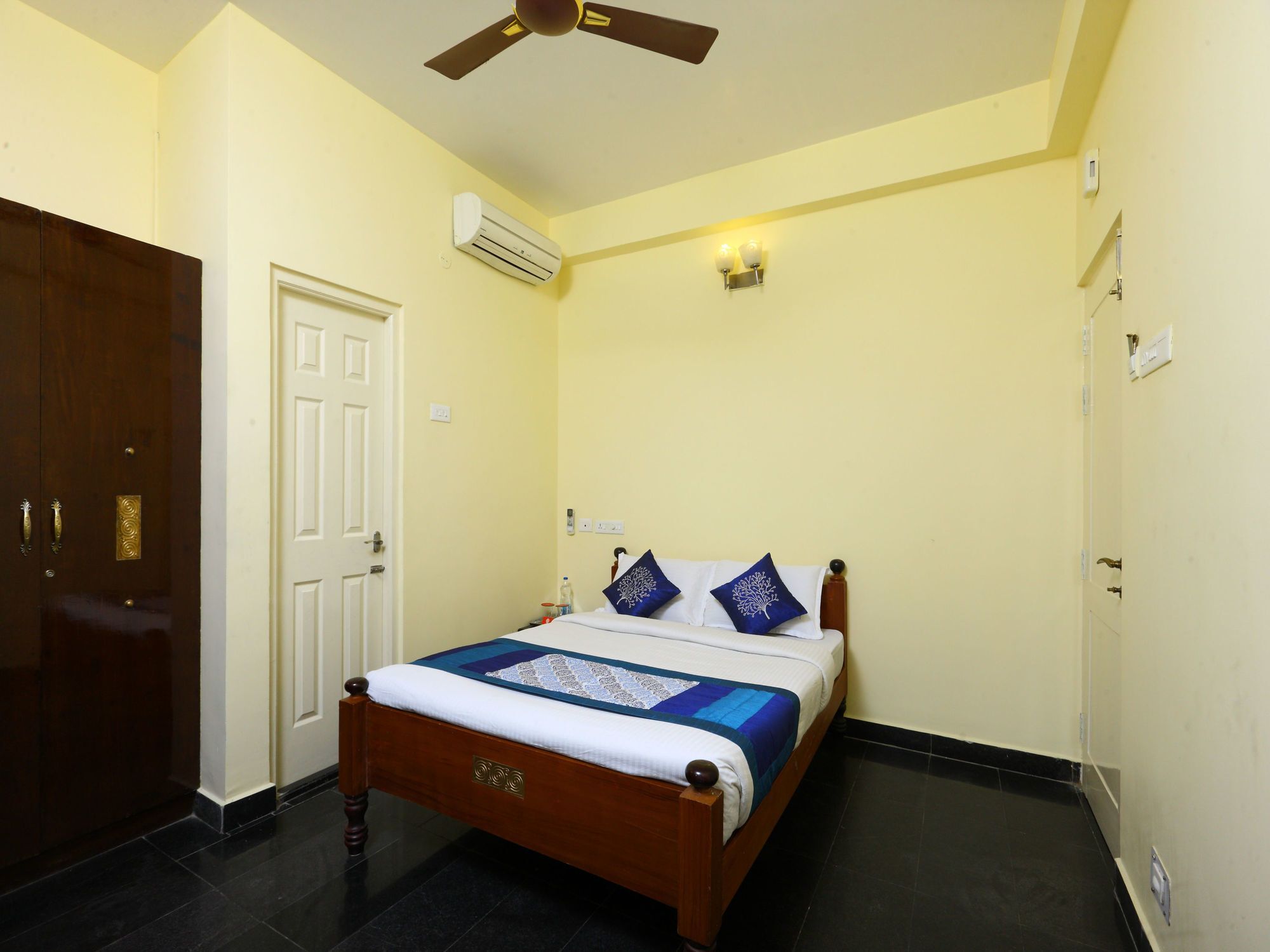 Oyo 10630 Hotel Nano Turf Madurai Exterior foto