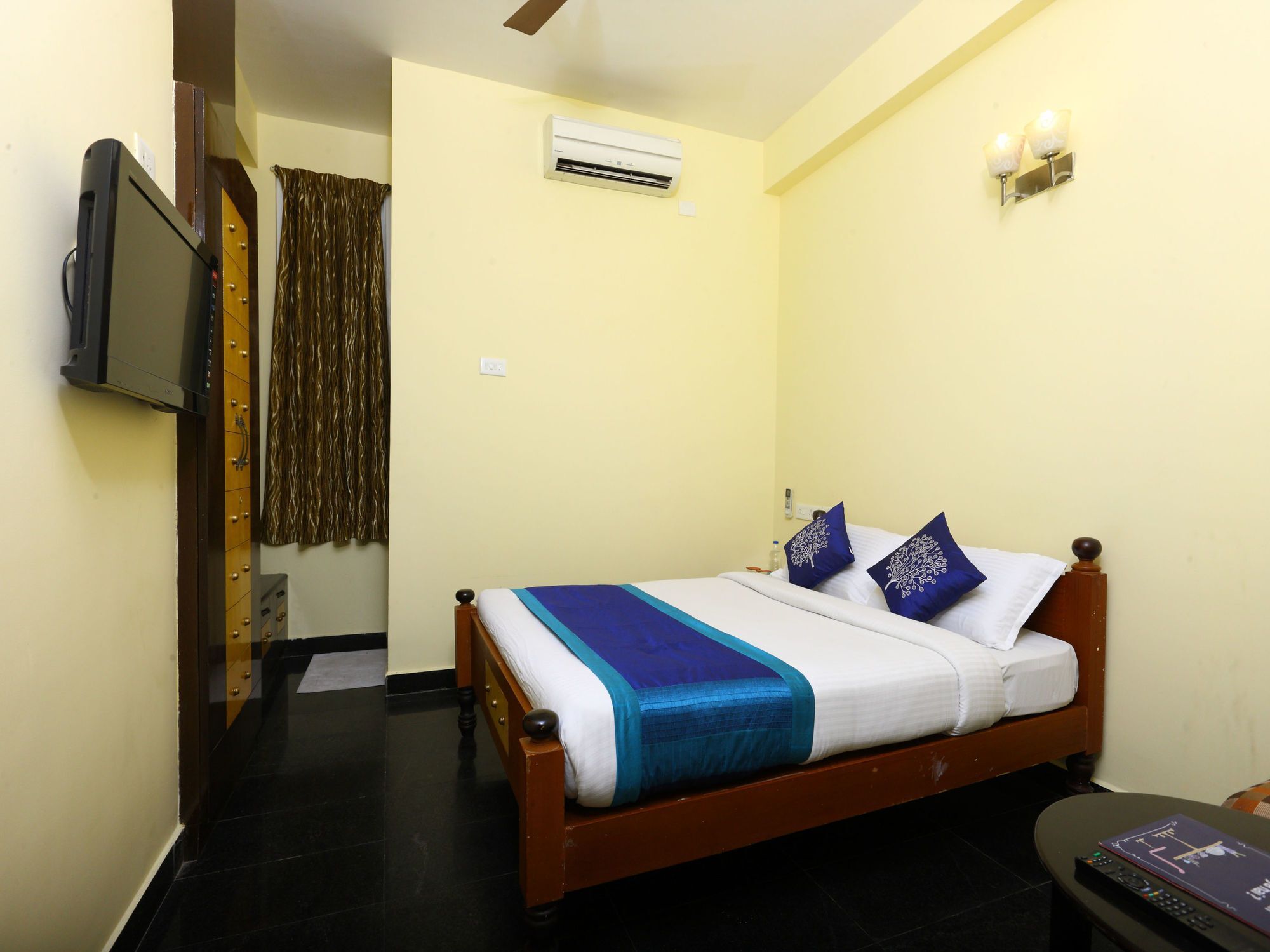 Oyo 10630 Hotel Nano Turf Madurai Exterior foto