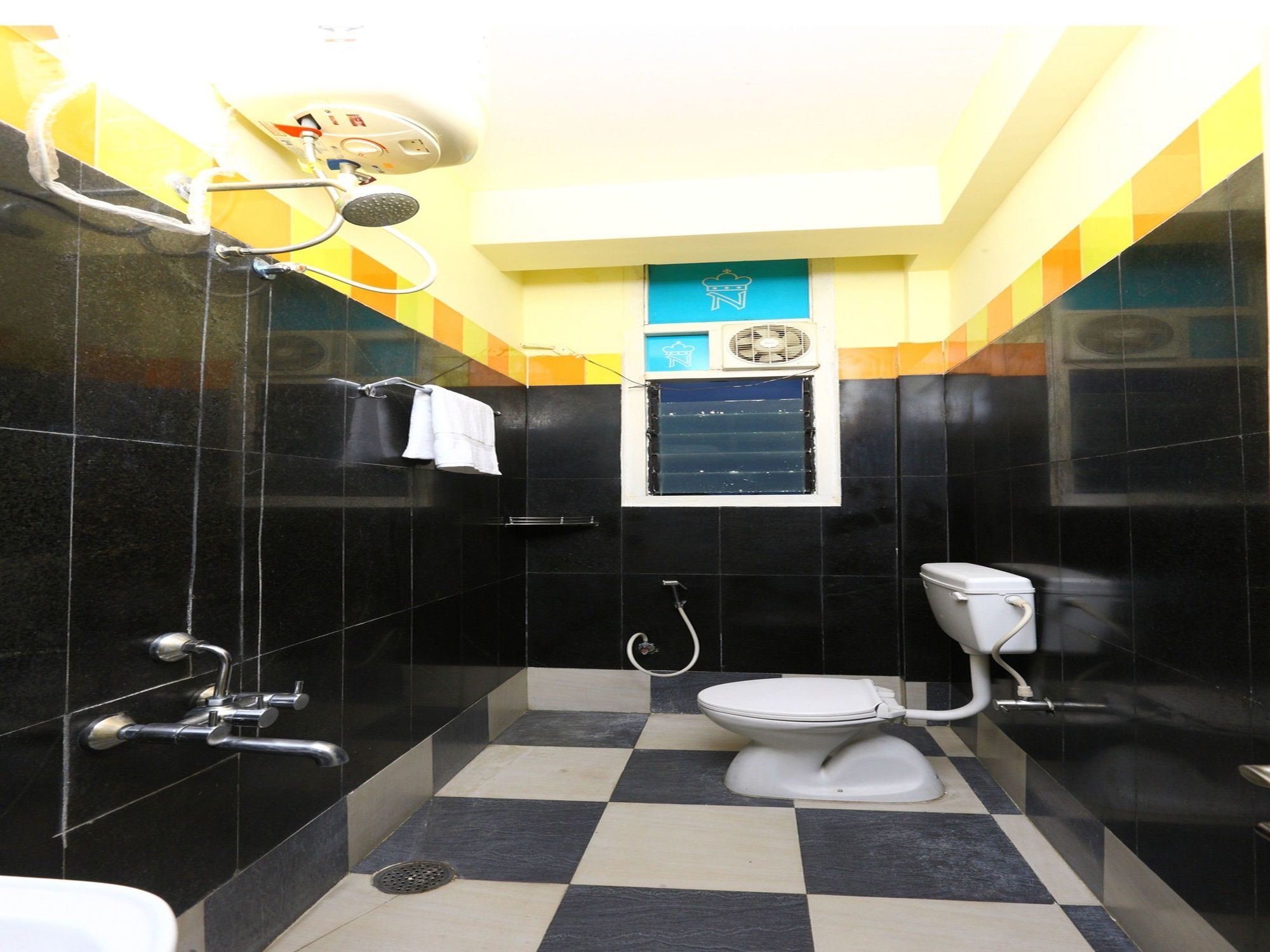 Oyo 10630 Hotel Nano Turf Madurai Exterior foto